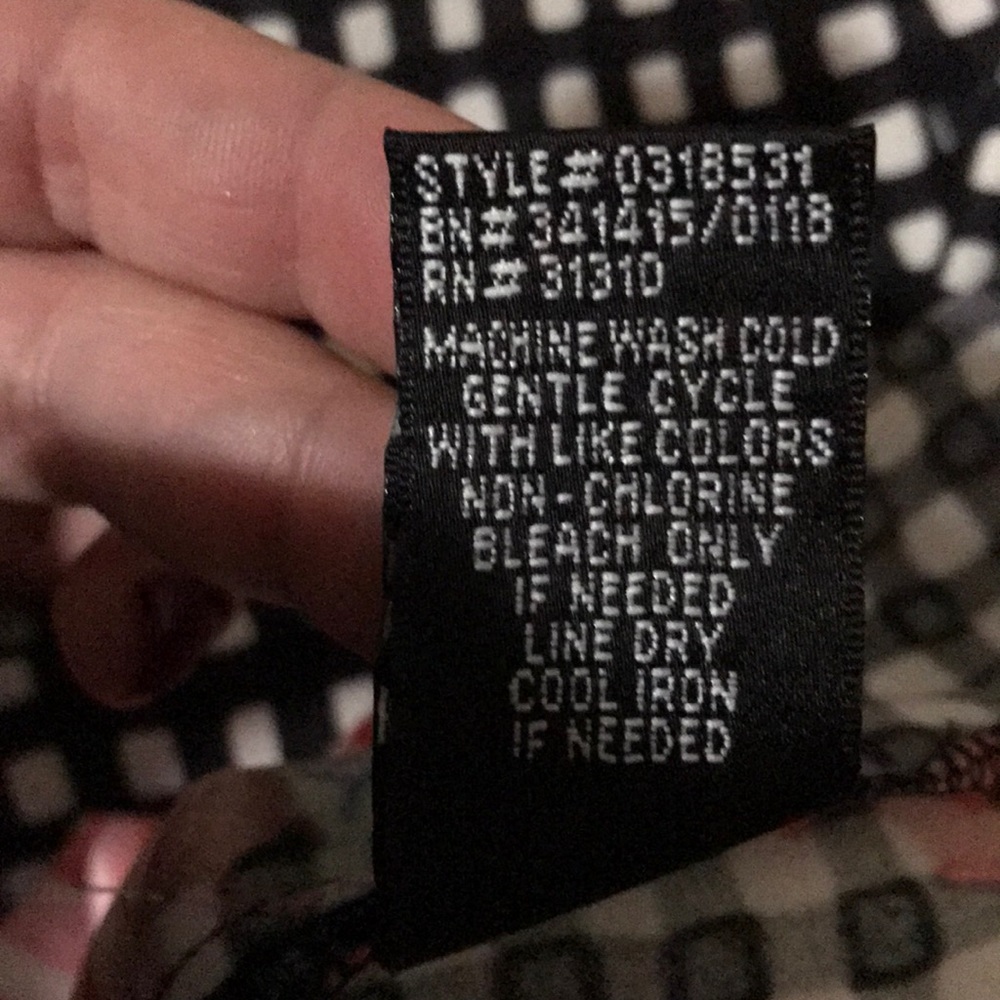 Dress With Rose Design - Picture 5 of 5